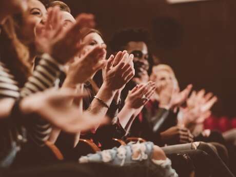 Théâtre en coulisses