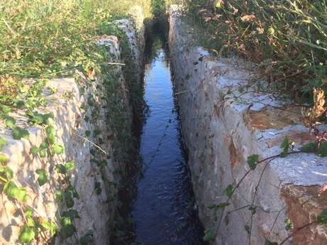Chantier de restauration du canal des prés
