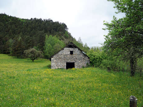 Tour des clues de Verdaches