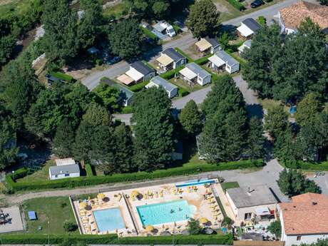 Camping Les Eaux Chaudes (The Warm Waters campsite)