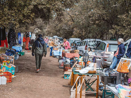 Vide-grenier des samedis à l'aérodrome