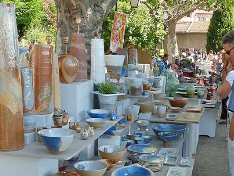 Marché Potier à Seillans