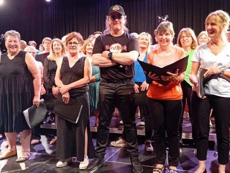 Pot d'accueil des estivants en chansons avec ARAVIS VOICE ACADEMY