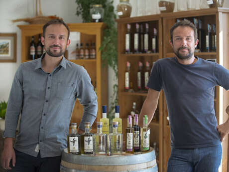 Visite de la Distillerie Lachanenche