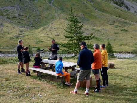 Rendez-vous avec un garde du Parc national des Ecrins au Refuge du Pré de la Chaumette