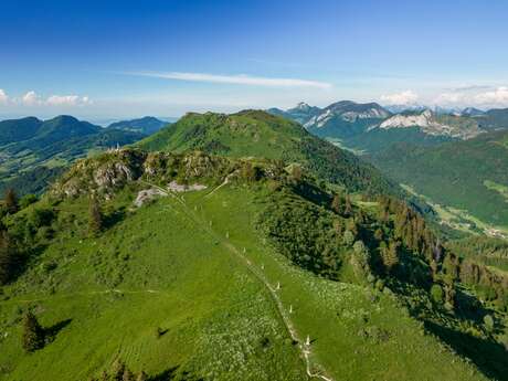 Sentier de randonnée - La Pointe de Miribel depuis Ajon
