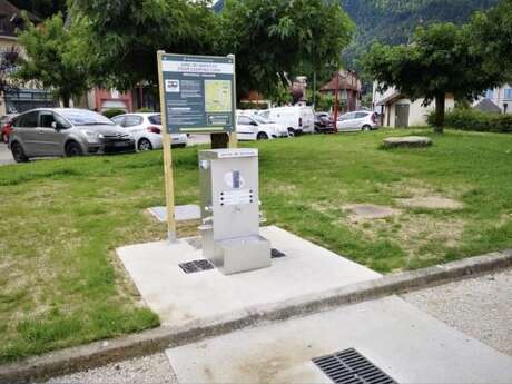 Aire de camping-car place du Xème groupement