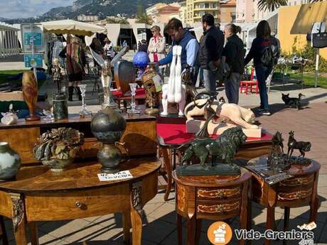 Marché des Antiquaires - Brocanteurs