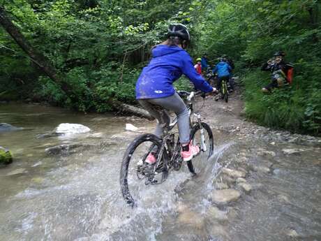 Mountain biking: lessons for 8-12 y/o