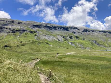 Tour des Fiz with Yoann, trekking specialist