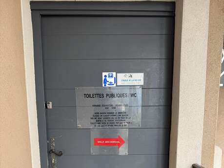 Toilettes publiques - Office de Tourisme