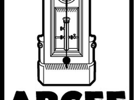 Der Frühling auf den Friedhöfen: Begegnung mit der ARCEF „Erhaltung und Förderung des Kulturerbes im Pays Rochefortais“ und die Erinnerung an Napoleon