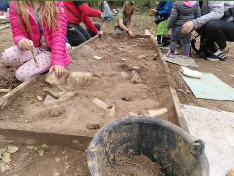 Atelier de découverte de la fouille archéologique
