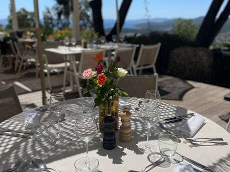 Brunch à l'Eden Rose Grand Hotel