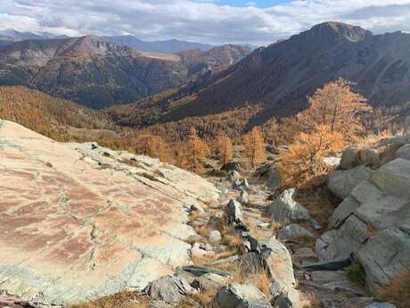 Guided walk: "My parents' writings in the Vallée des Merveilles and historical engravings".