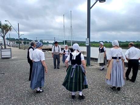 Visite guidée semi-nocturne : Quand la nuit révèle l'histoire de Tonnay-Charente