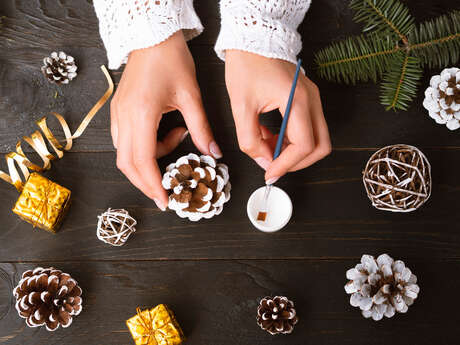 Créatrucs : ateliers créatifs de Noël Créatrucs : ateliers créatifs de Noël