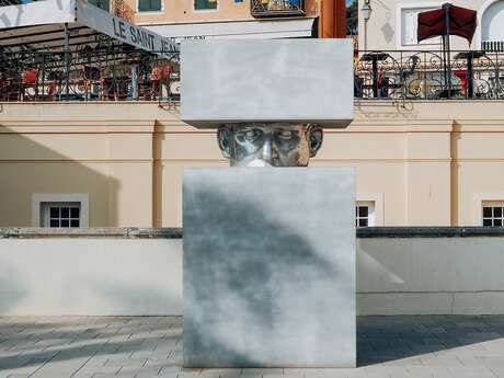 Sculpture « Le Guetteur » - Sosno