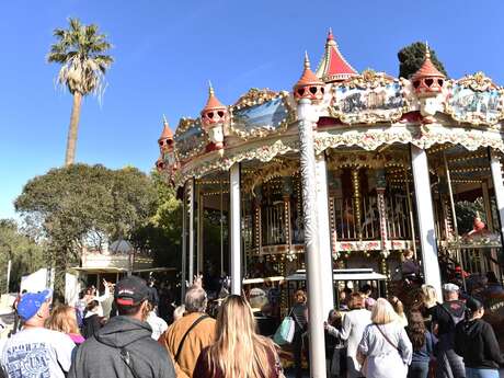 Le Carrousel de la Place Clemenceau