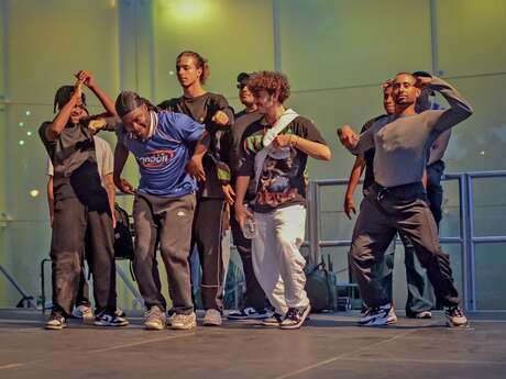 Camus est Hip Hop show previewed by young people from EMJ