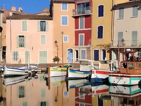 Tour of the historic centre of Martigues