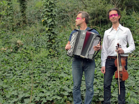 Bal Folk avec les Chaussettes Raides & Tralala Lovers