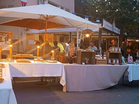 Marché artisanal