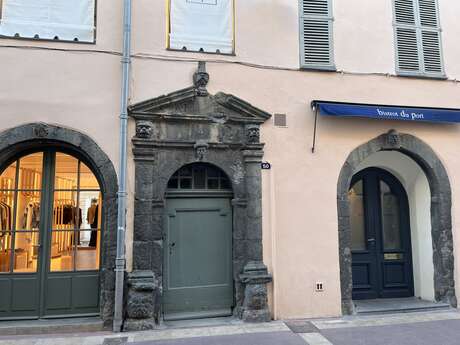 Porte de la Maison du Maure