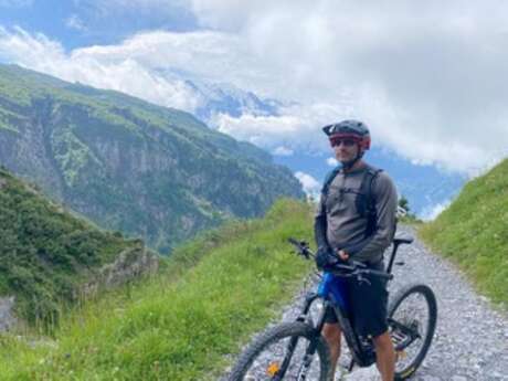 Sortie montagne en VTT à assistance électrique à la journée