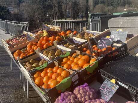Marché hebdomadaire de Lézan
