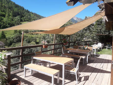 La buvette du Gîte de Méolans