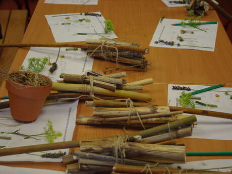 C'est l'été à Salagon : Atelier Fabrique ton hôtel à insectes