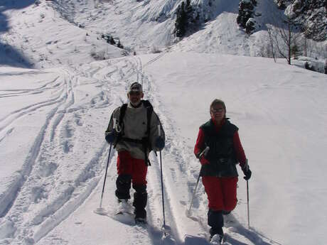 Initiation / encadrement sortie raquettes à neige