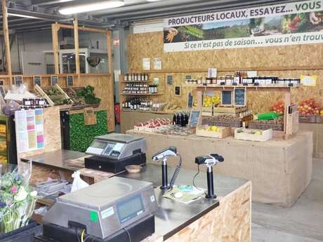 Packing station for figs