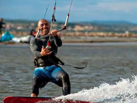 Kitesurfing courses run by Club Nautique des Portes-en-Ré