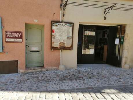 Médiathèque Jean Salomone Seillans