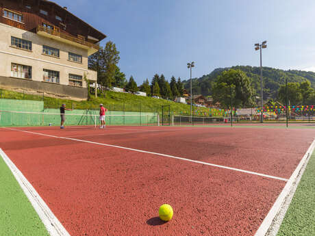 Tennis: court rentals