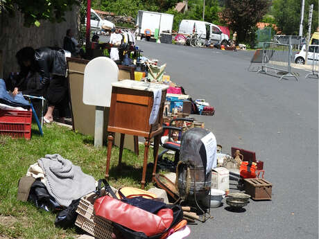 Vide-Greniers de St Georges Lagricol