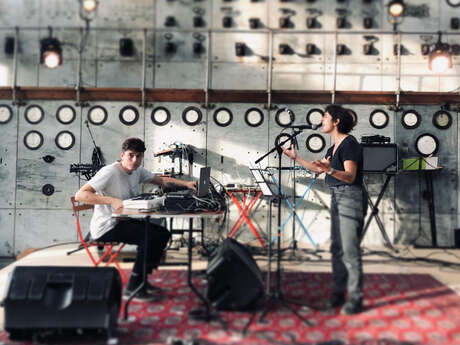 Handshake the heart...