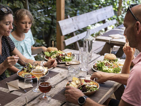 Restaurant végétarien à la ferme : Les jardins du Taillefer