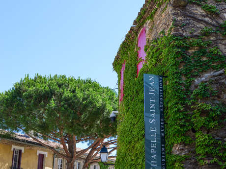Ausstellung "Finesses de la matière brute" (Finessen der rohen Materie)