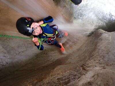 Mini canyoning découverte famille