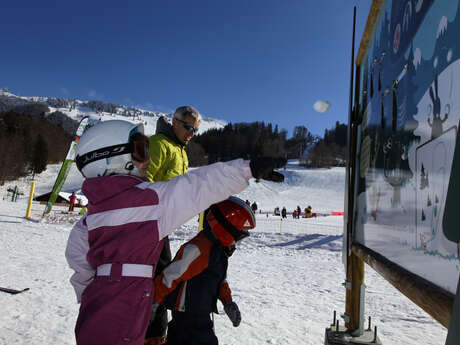 Espace ludique: Balade boule de neige  "le Monde de Perce-Neige"