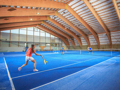 Tennis hall of the Morgins Sports Centre