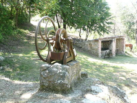 Source et Lavoir de Poiraque