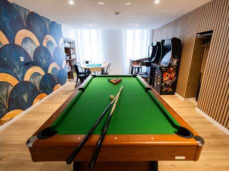 Arcade & Gaming Lodge