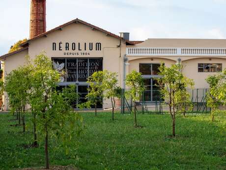 Visite de l'Écomusée de l'oranger bigaradier et de la boutique du Nérolium