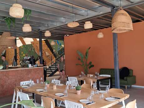 Restaurant ORA