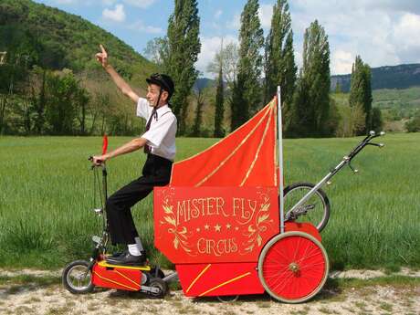 Spectacle enfant : Mister Fly circus