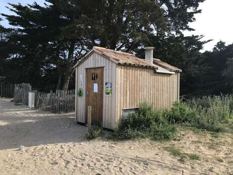 Toilette publique - La Conche des Baleines